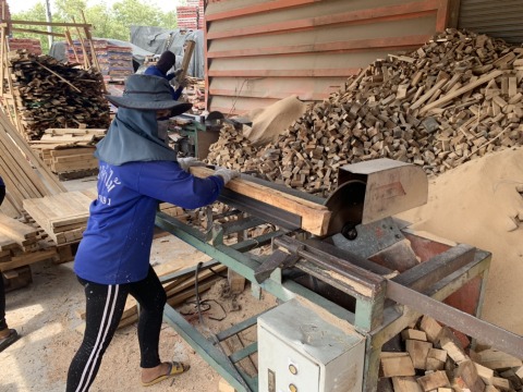 โรงงานผลิตพาเลทไม้ อยุธยา