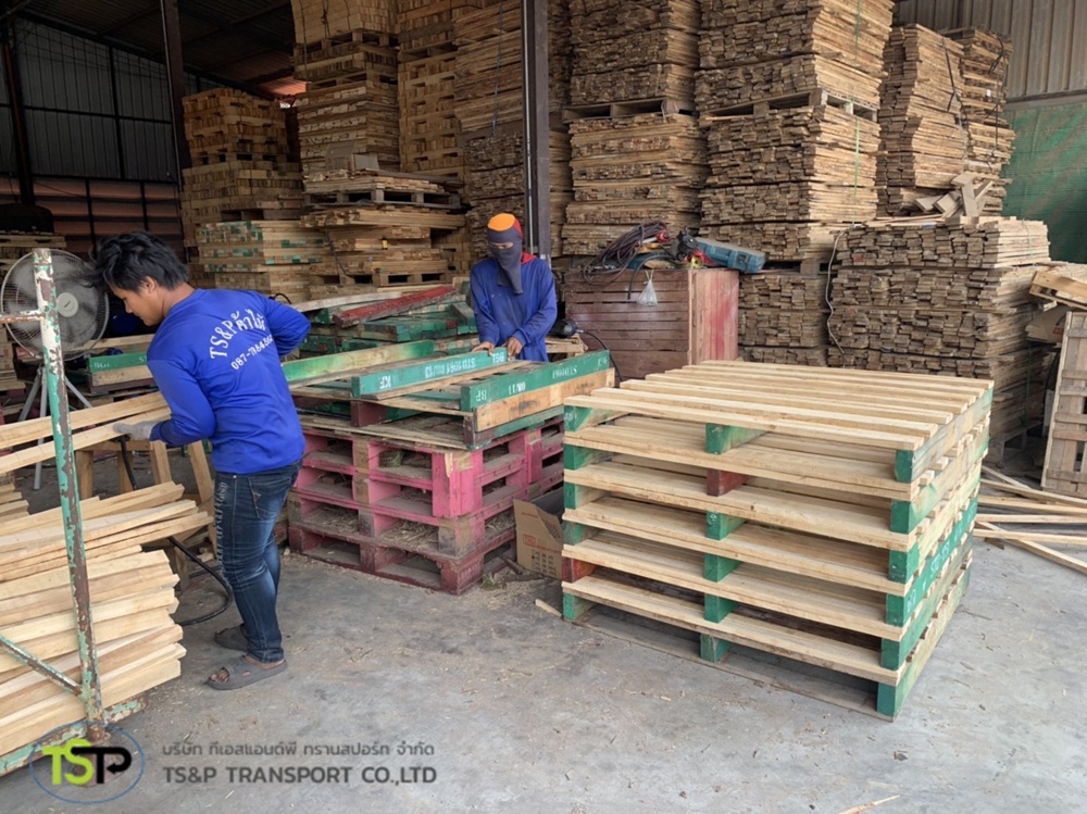โรงงานผลิตพาเลทไม้